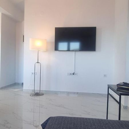 Ellis-Suites Nea Peramos Kavala Exteriör bild