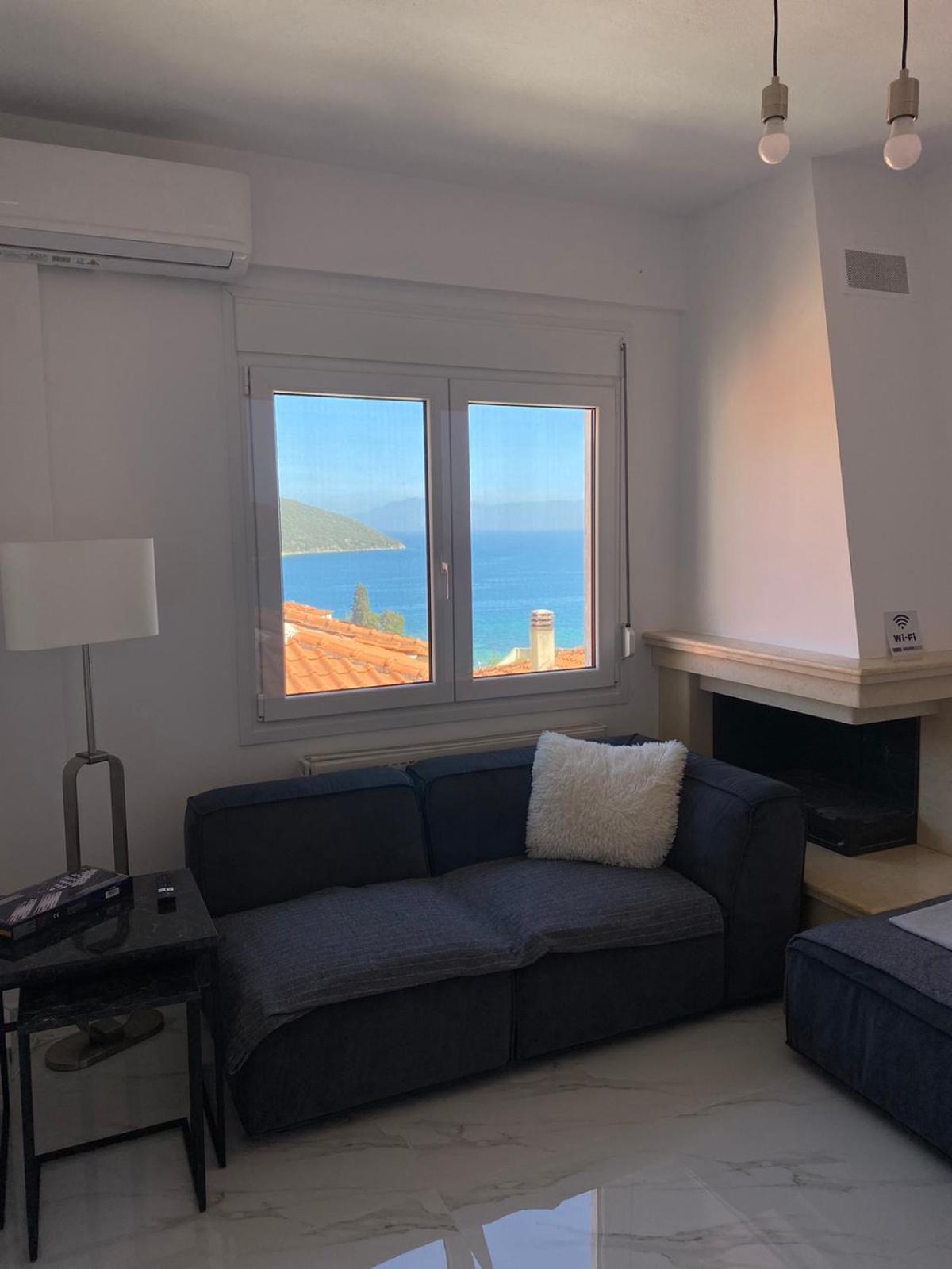Ellis-Suites Nea Peramos Kavala Exteriör bild